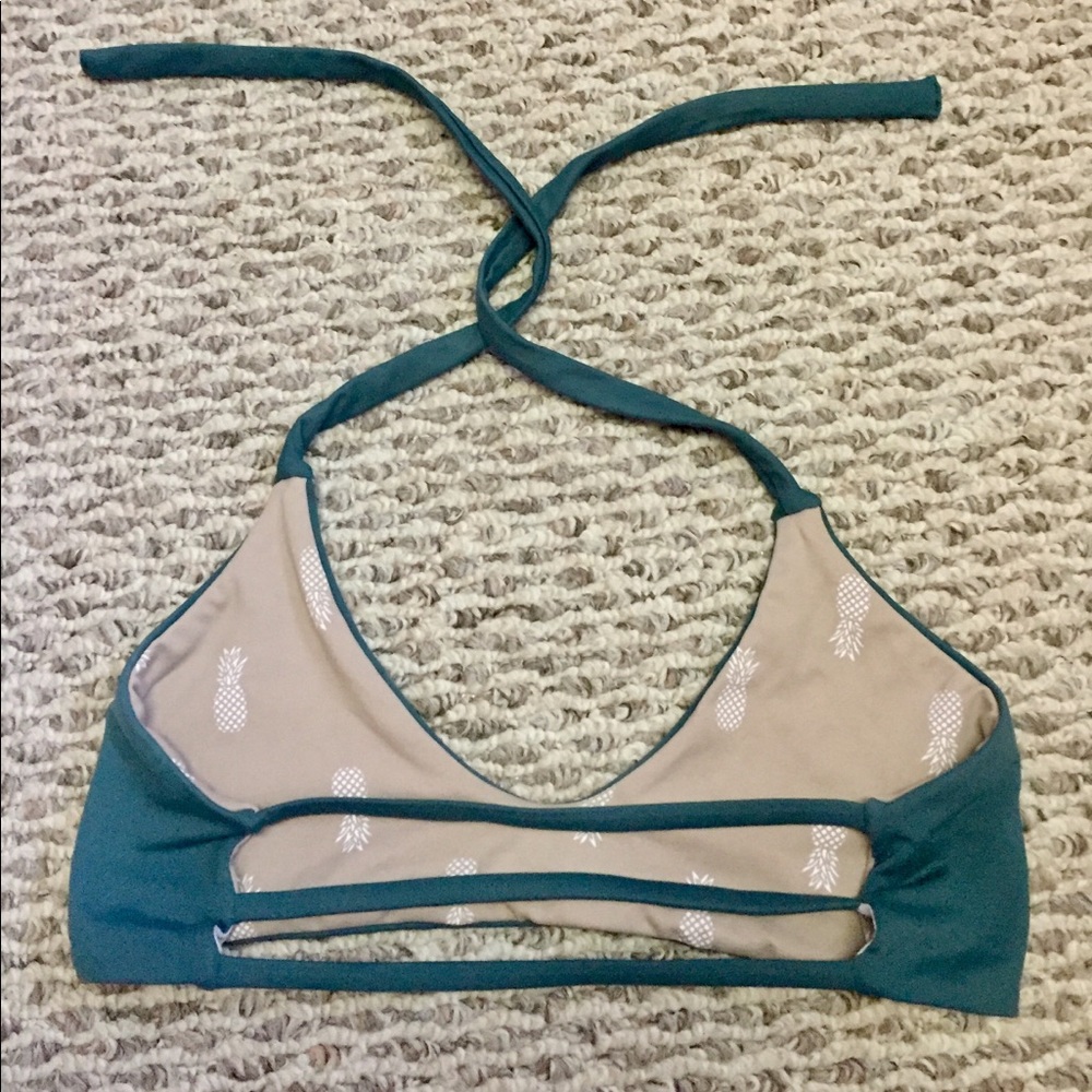Midori bikini top